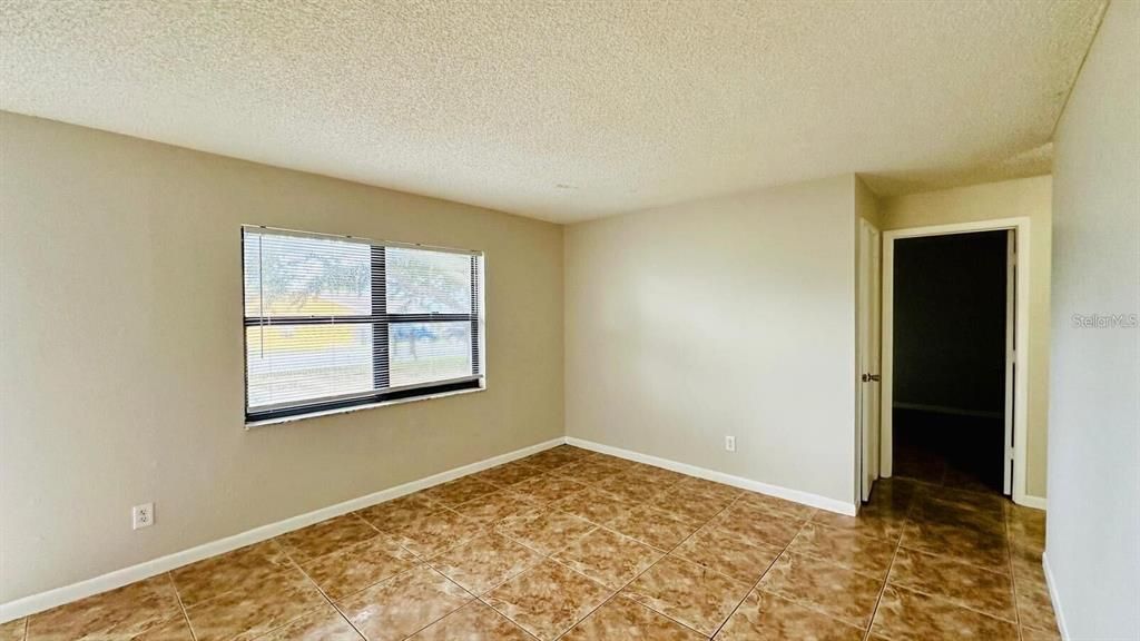 En Renta: $1,300 (2 camas, 2 baños, 984 Pies cuadrados)