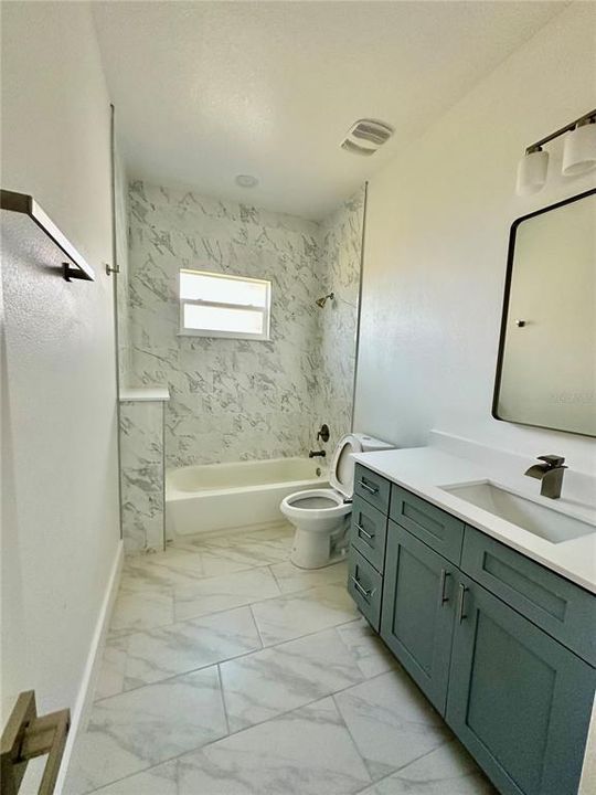 For Sale: $395,000 (4 beds, 2 baths, 1834 Square Feet)