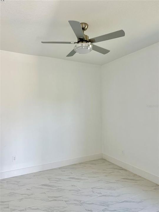 For Sale: $395,000 (4 beds, 2 baths, 1834 Square Feet)