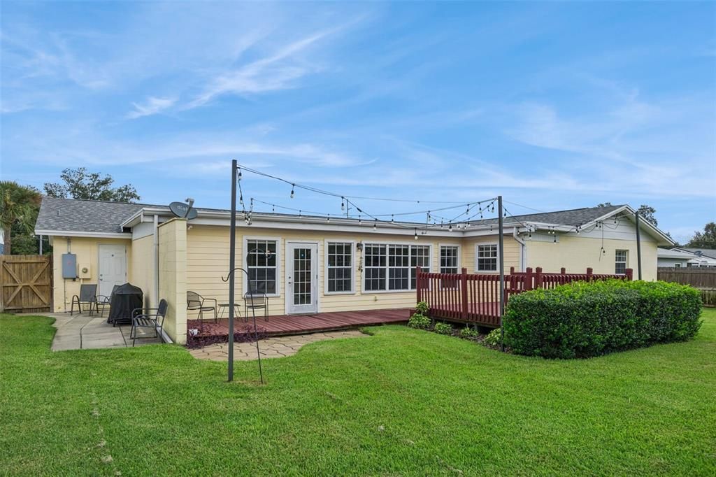 En Venta: $560,000 (4 camas, 2 baños, 2814 Pies cuadrados)