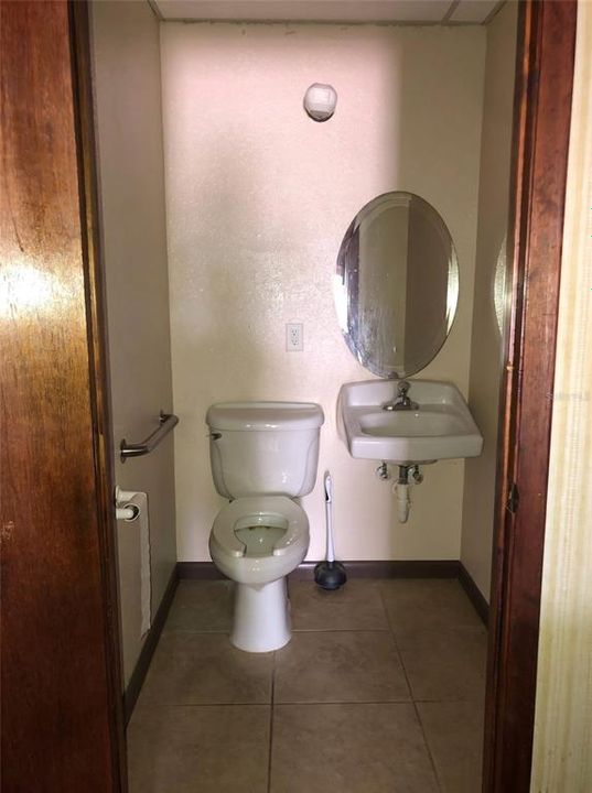 En Venta: $650,000 (0 camas, 0 baños, 3880 Pies cuadrados)
