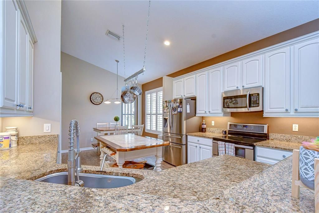 En Renta: $3,400 (3 camas, 2 baños, 2042 Pies cuadrados)