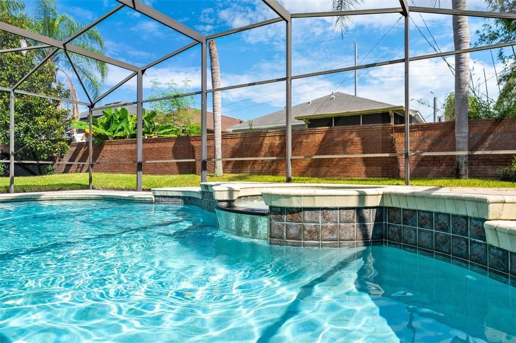 En Venta: $640,000 (5 camas, 3 baños, 2768 Pies cuadrados)