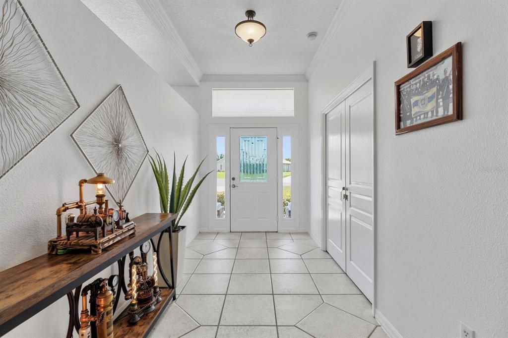 For Sale: $557,000 (5 beds, 3 baths, 2188 Square Feet)