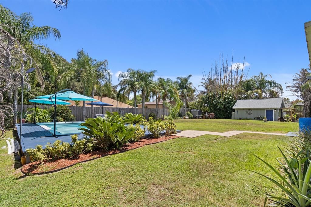 For Sale: $557,000 (5 beds, 3 baths, 2188 Square Feet)