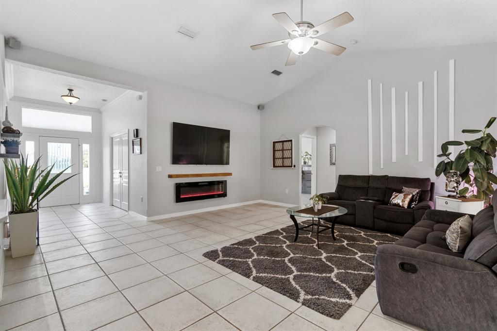 For Sale: $557,000 (5 beds, 3 baths, 2188 Square Feet)