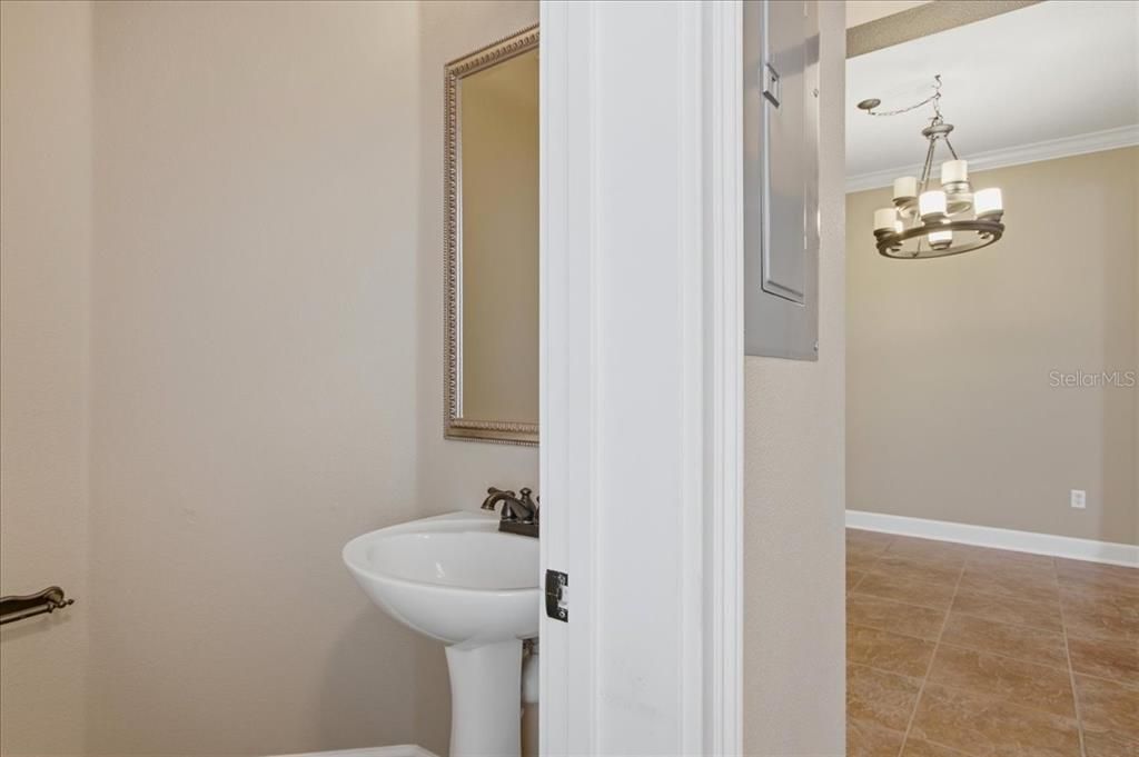 En Venta: $354,900 (2 camas, 2 baños, 1412 Pies cuadrados)