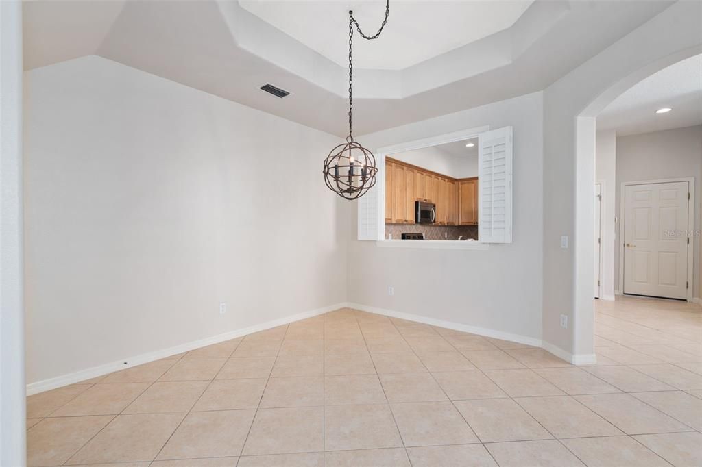 For Sale: $600,000 (3 beds, 2 baths, 2718 Square Feet)
