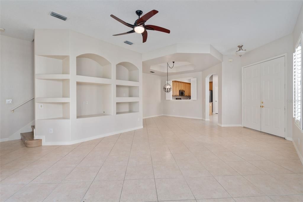 For Sale: $600,000 (3 beds, 2 baths, 2718 Square Feet)