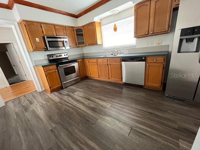 В аренду: $2,200 (3 спален, 1 ванн, 1018 Квадратных фут)