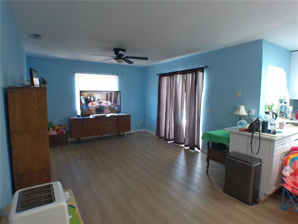 На продажу: $315,000 (3 спален, 2 ванн, 1581 Квадратных фут)
