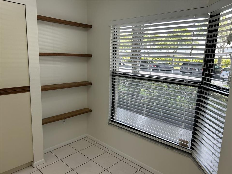 En Venta: $290,000 (2 camas, 2 baños, 1030 Pies cuadrados)