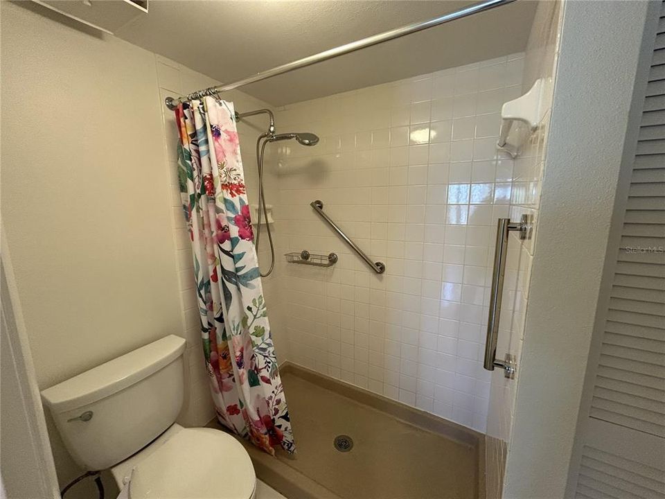 En Venta: $290,000 (2 camas, 2 baños, 1030 Pies cuadrados)