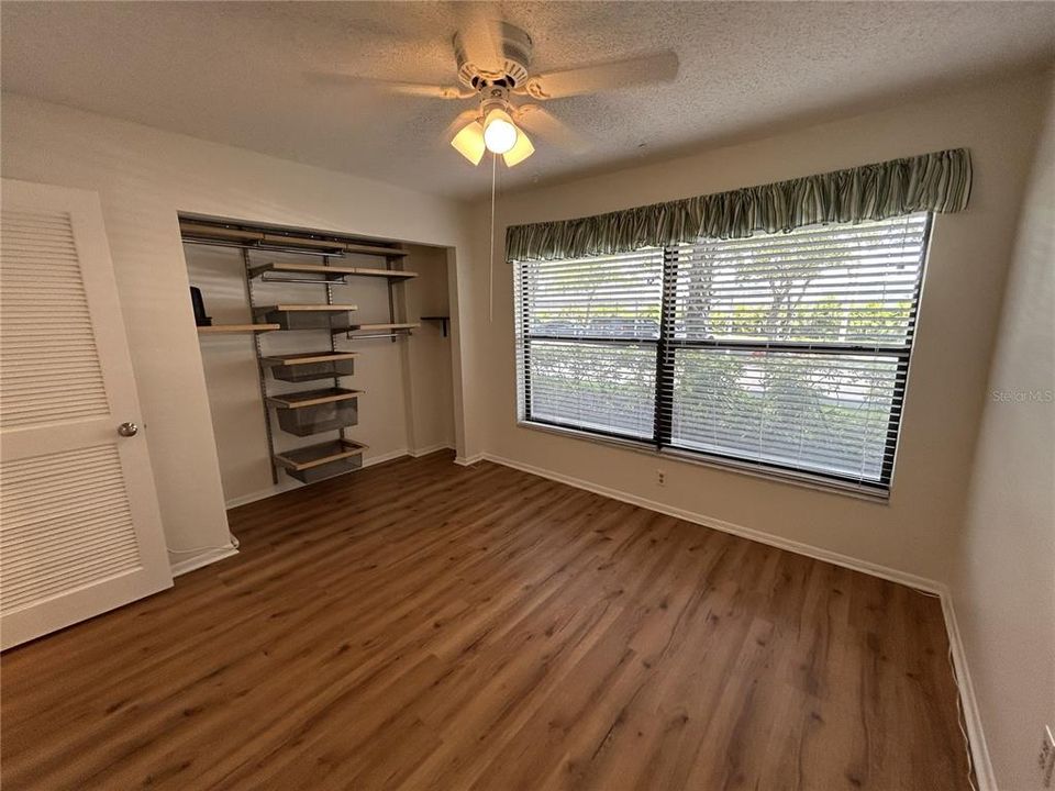 En Venta: $290,000 (2 camas, 2 baños, 1030 Pies cuadrados)