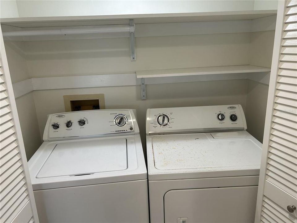 En Venta: $290,000 (2 camas, 2 baños, 1030 Pies cuadrados)