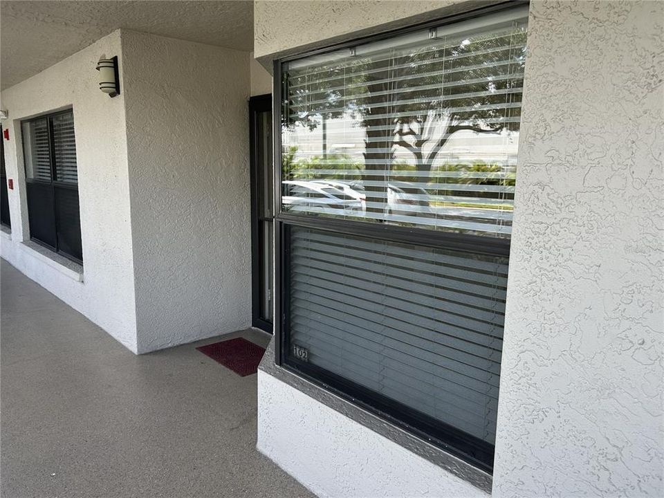 En Venta: $290,000 (2 camas, 2 baños, 1030 Pies cuadrados)