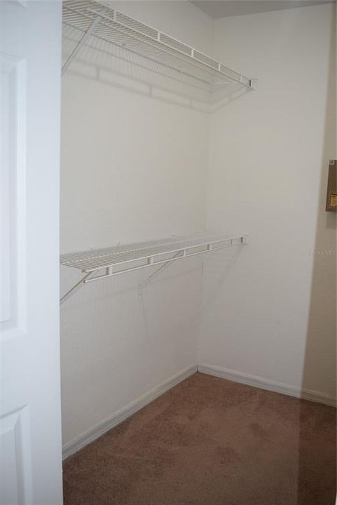 For Sale: $225,000 (2 beds, 2 baths, 1003 Square Feet)