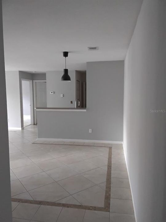 For Sale: $225,000 (2 beds, 2 baths, 1003 Square Feet)