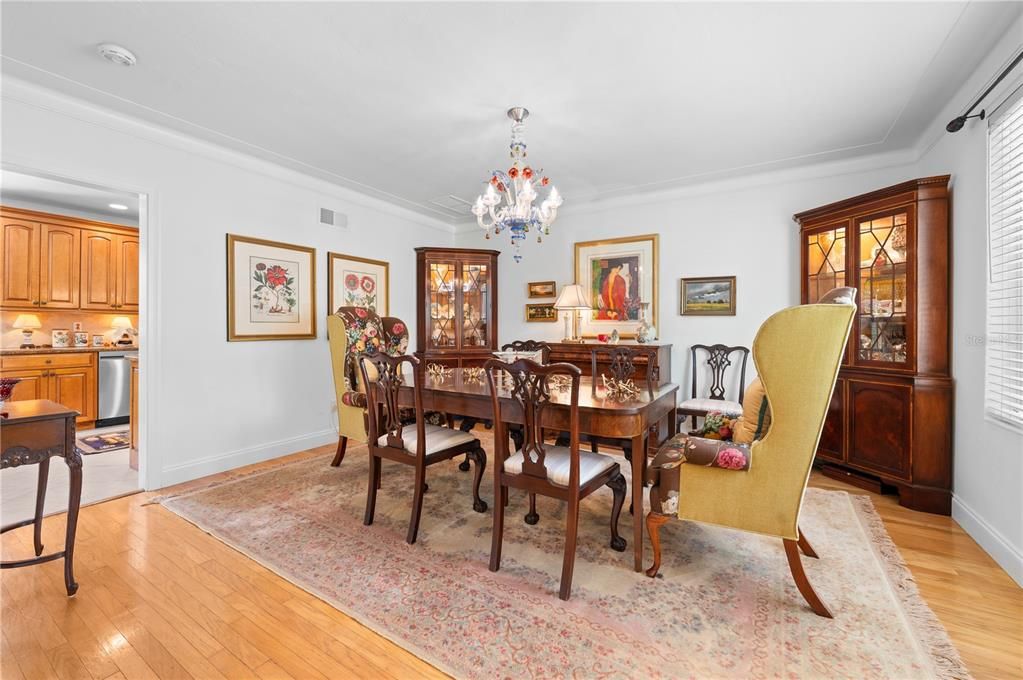 En Venta: $2,690,000 (3 camas, 2 baños, 2193 Pies cuadrados)