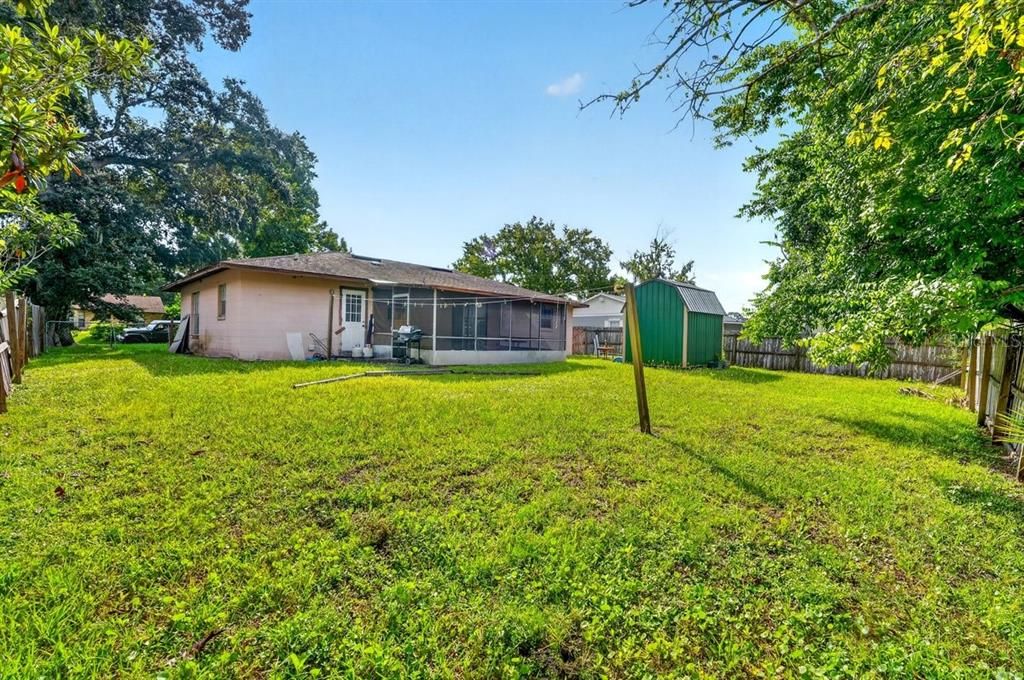 For Sale: $189,000 (2 beds, 2 baths, 1161 Square Feet)