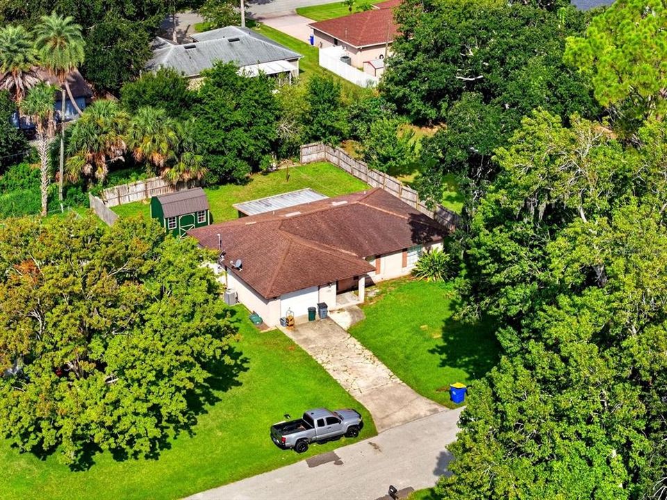 For Sale: $189,000 (2 beds, 2 baths, 1161 Square Feet)
