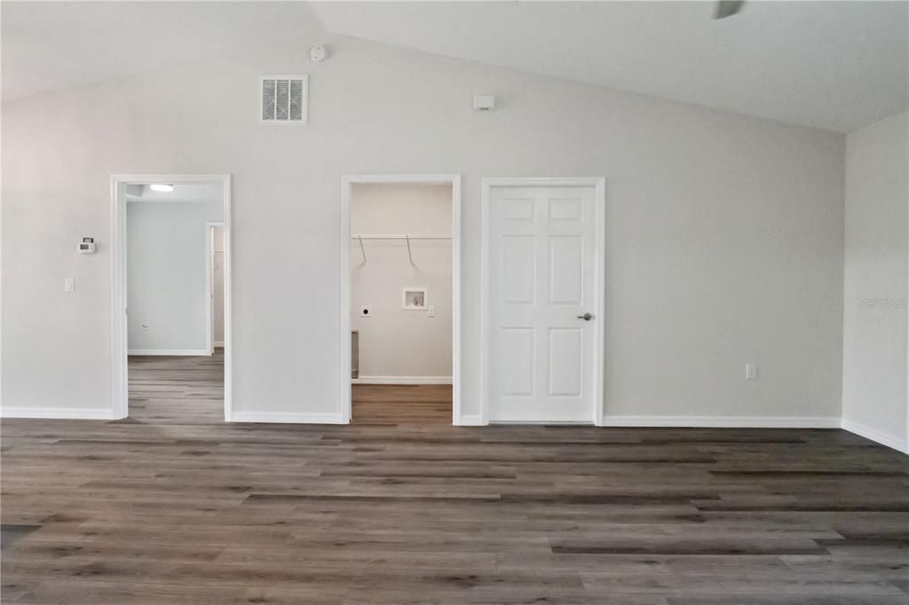 For Rent: $1,950 (3 beds, 2 baths, 1312 Square Feet)