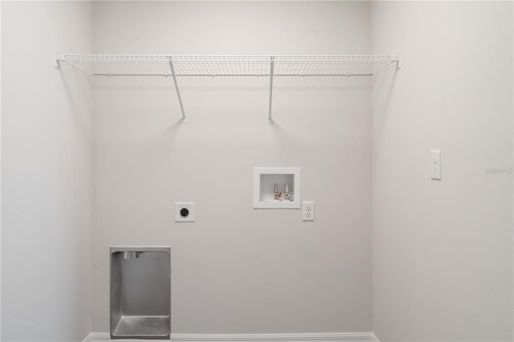 For Rent: $1,950 (3 beds, 2 baths, 1312 Square Feet)