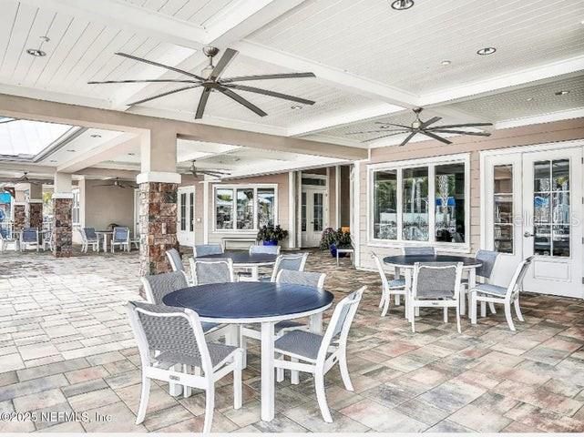 For Sale: $439,000 (4 beds, 2 baths, 2098 Square Feet)