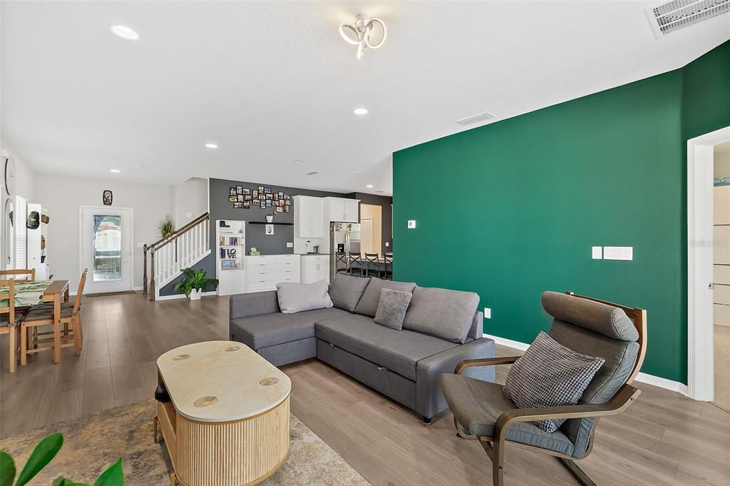 For Sale: $439,000 (4 beds, 2 baths, 2098 Square Feet)