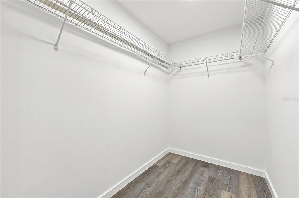 For Sale: $283,000 (3 beds, 2 baths, 1475 Square Feet)