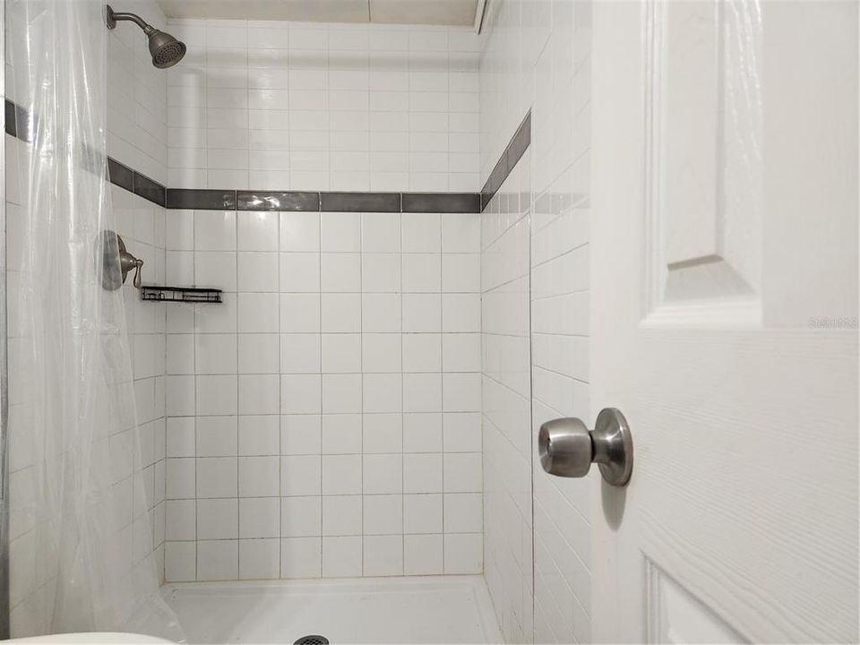 В аренду: $1,250 (1 спален, 1 ванн, 500 Квадратных фут)