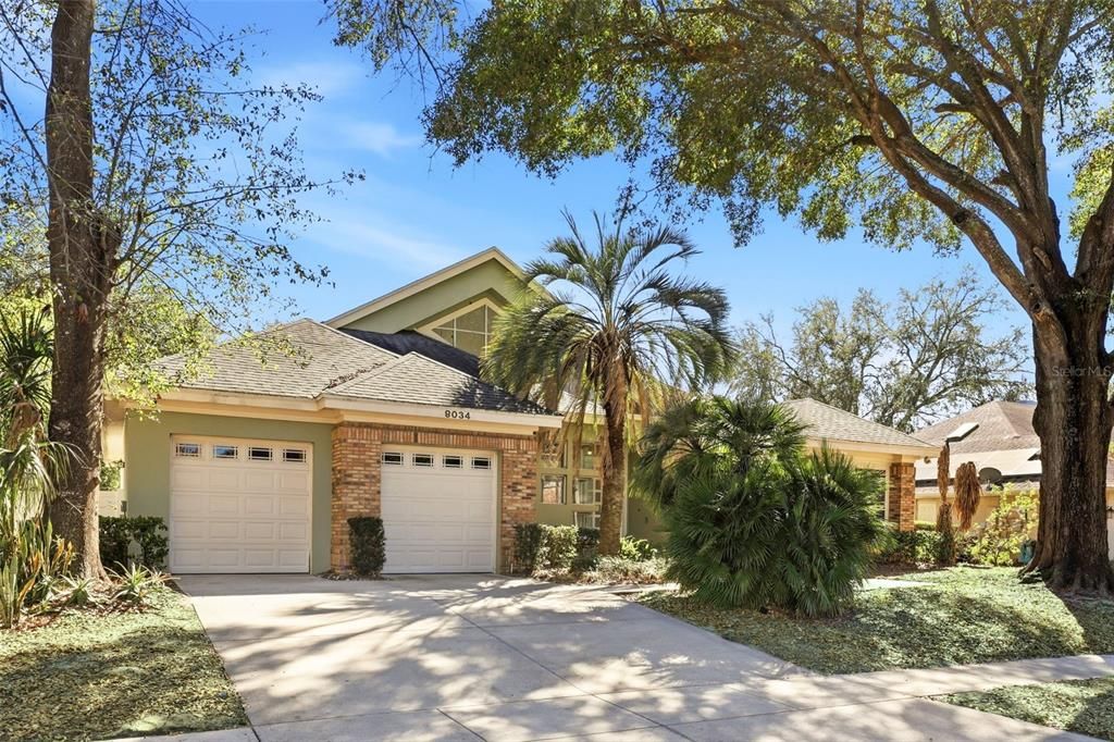 En Venta: $715,000 (4 camas, 3 baños, 2596 Pies cuadrados)