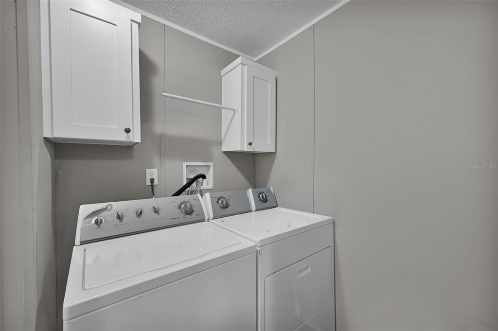 На продажу: $265,000 (4 спален, 3 ванн, 2280 Квадратных фут)