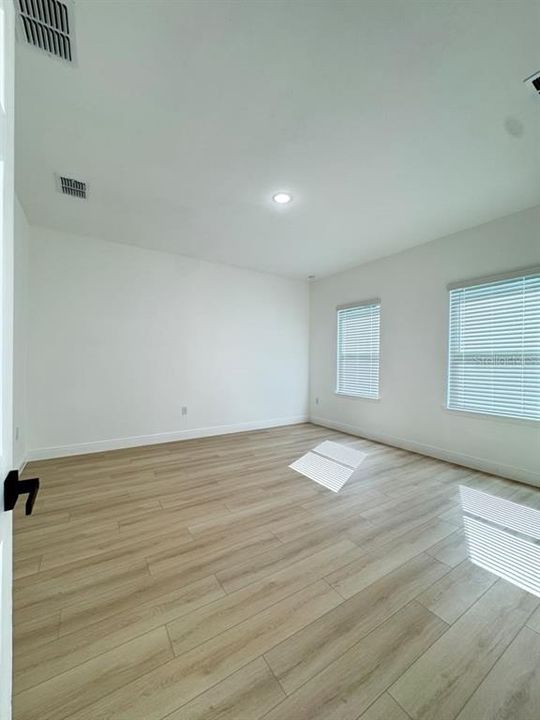 En Renta: $1,995 (4 camas, 2 baños, 1730 Pies cuadrados)