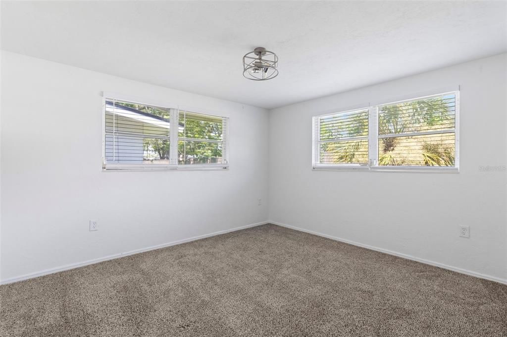 For Sale: $445,000 (3 beds, 2 baths, 1620 Square Feet)