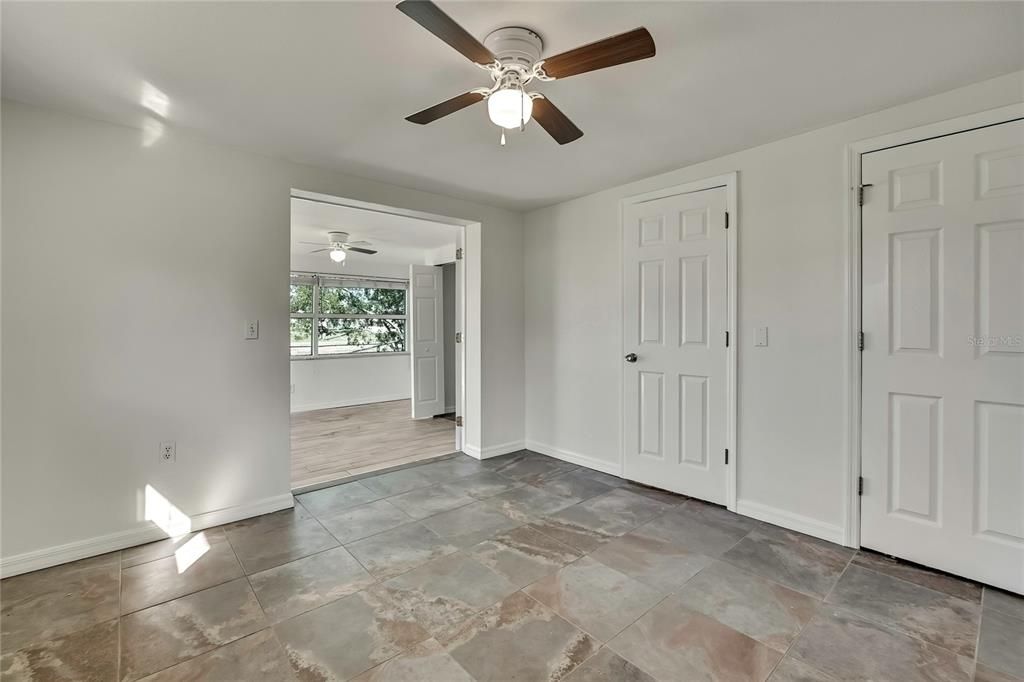 For Sale: $415,000 (6 beds, 0 baths, 1656 Square Feet)