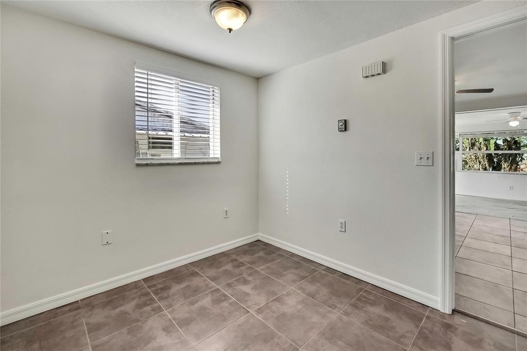 For Sale: $415,000 (6 beds, 0 baths, 1656 Square Feet)