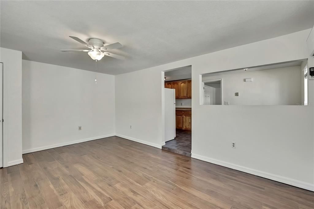 For Sale: $415,000 (6 beds, 0 baths, 1656 Square Feet)