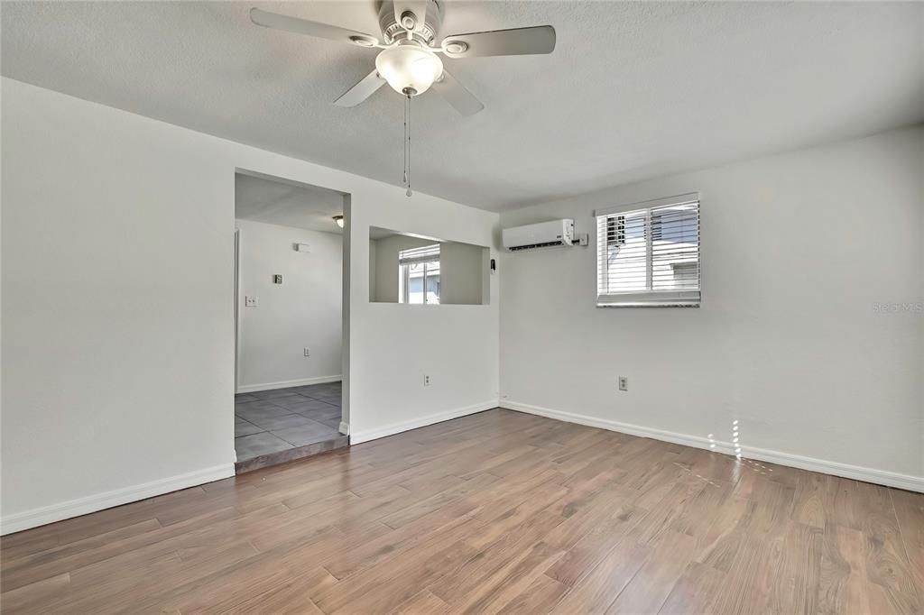 For Sale: $415,000 (6 beds, 0 baths, 1656 Square Feet)
