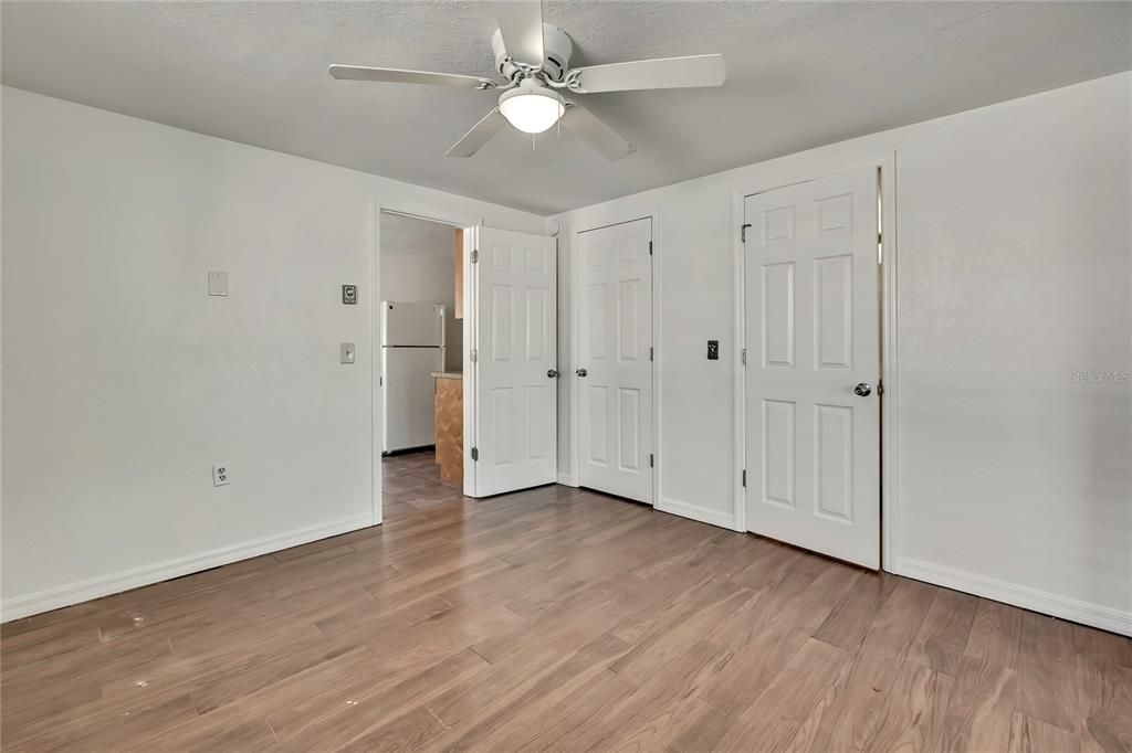 For Sale: $415,000 (6 beds, 0 baths, 1656 Square Feet)