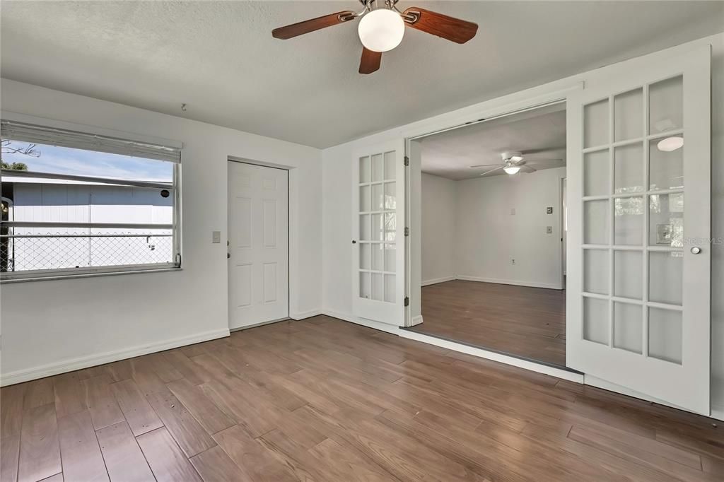 For Sale: $415,000 (6 beds, 0 baths, 1656 Square Feet)