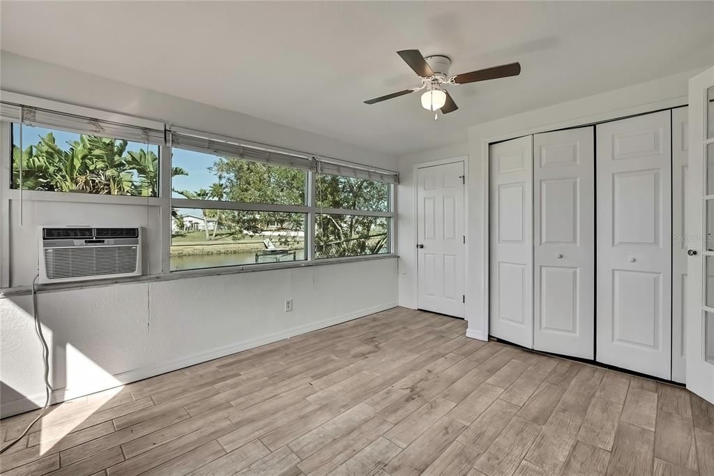 For Sale: $415,000 (6 beds, 0 baths, 1656 Square Feet)