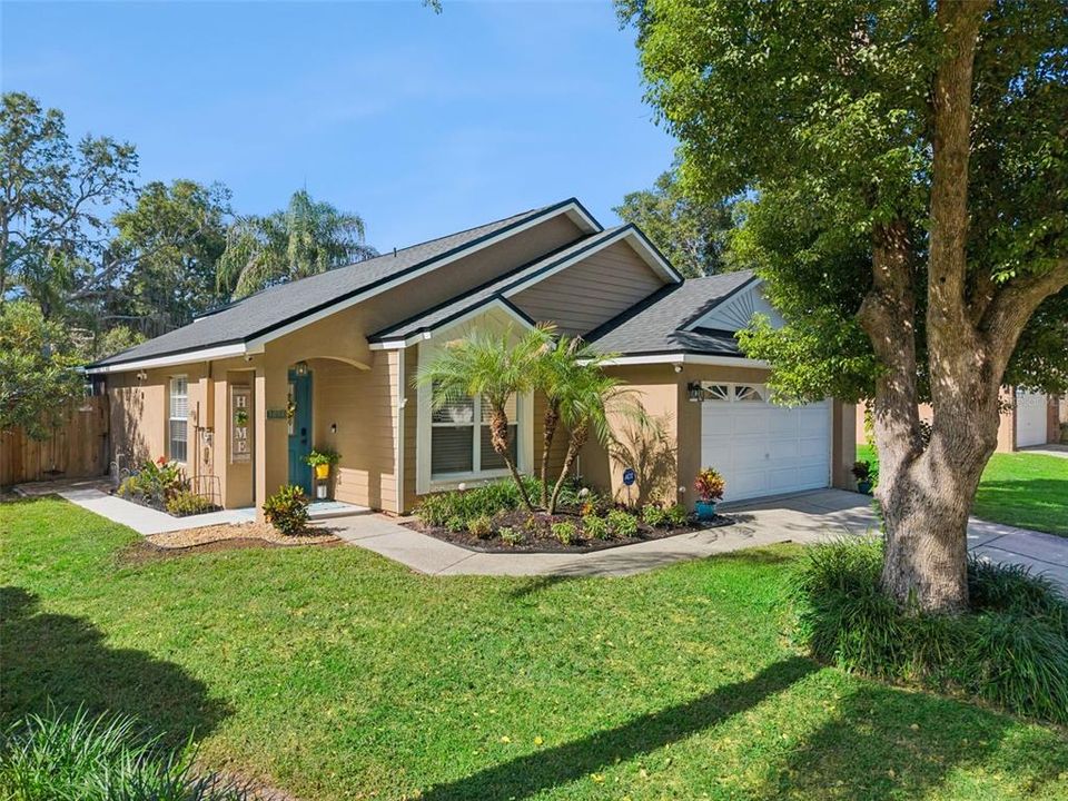 En Venta: $389,900 (3 camas, 2 baños, 1259 Pies cuadrados)