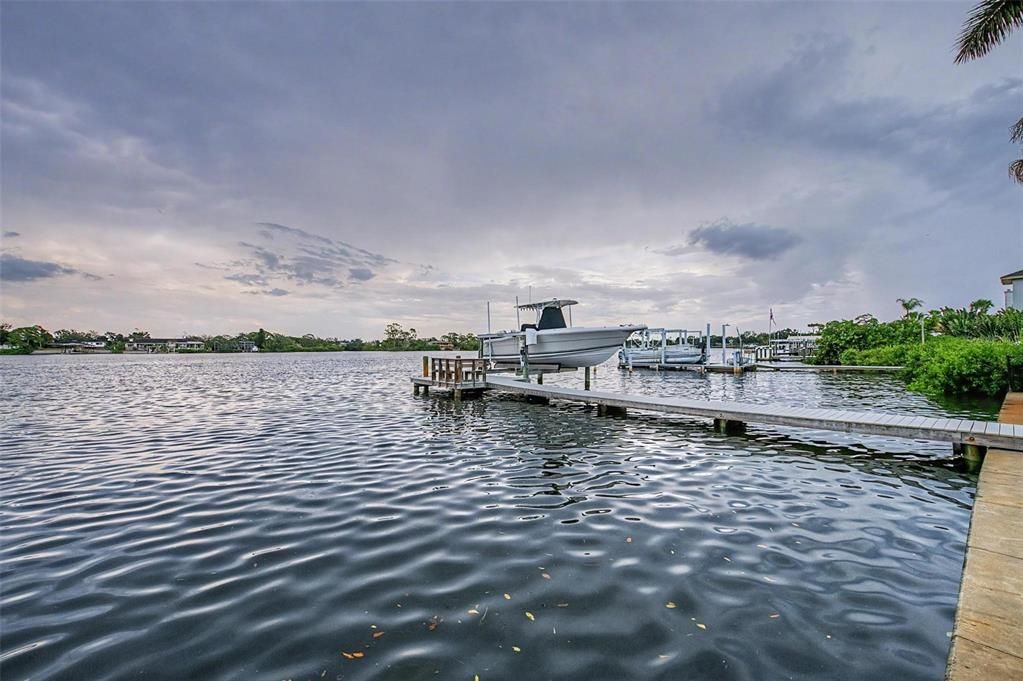 For Sale: $1,399,000 (3 beds, 2 baths, 2299 Square Feet)