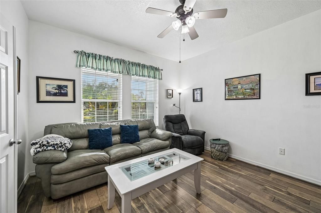 Active With Contract: $525,000 (3 beds, 2 baths, 2504 Square Feet)