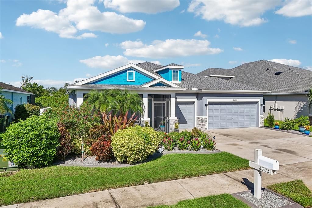 Active With Contract: $525,000 (3 beds, 2 baths, 2504 Square Feet)