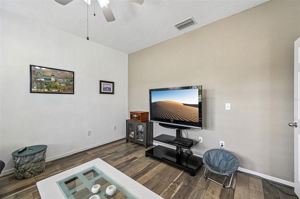 Active With Contract: $525,000 (3 beds, 2 baths, 2504 Square Feet)
