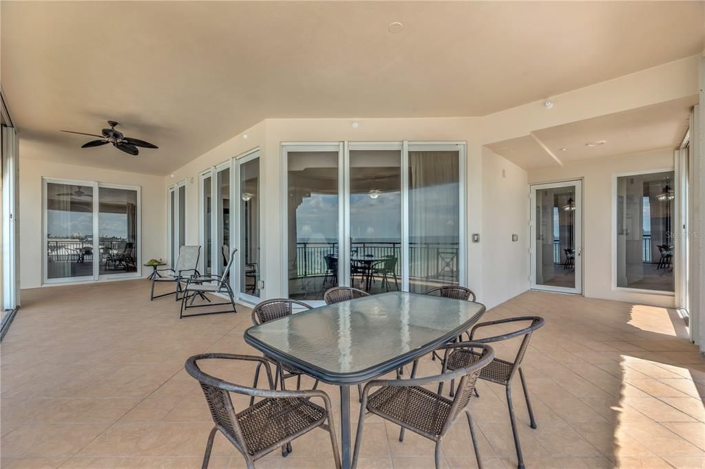 En Venta: $3,550,000 (3 camas, 4 baños, 3945 Pies cuadrados)