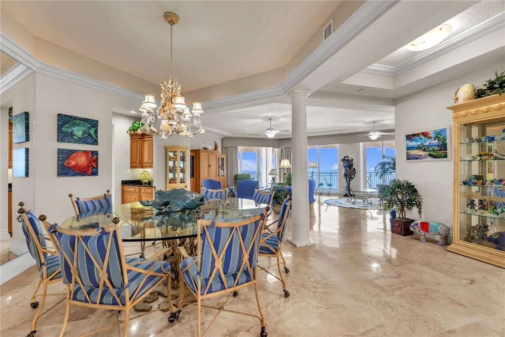 En Venta: $3,550,000 (3 camas, 4 baños, 3945 Pies cuadrados)