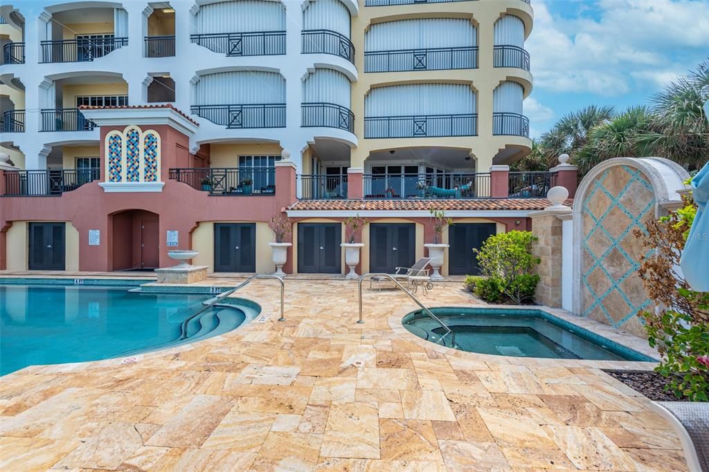 En Venta: $3,550,000 (3 camas, 4 baños, 3945 Pies cuadrados)